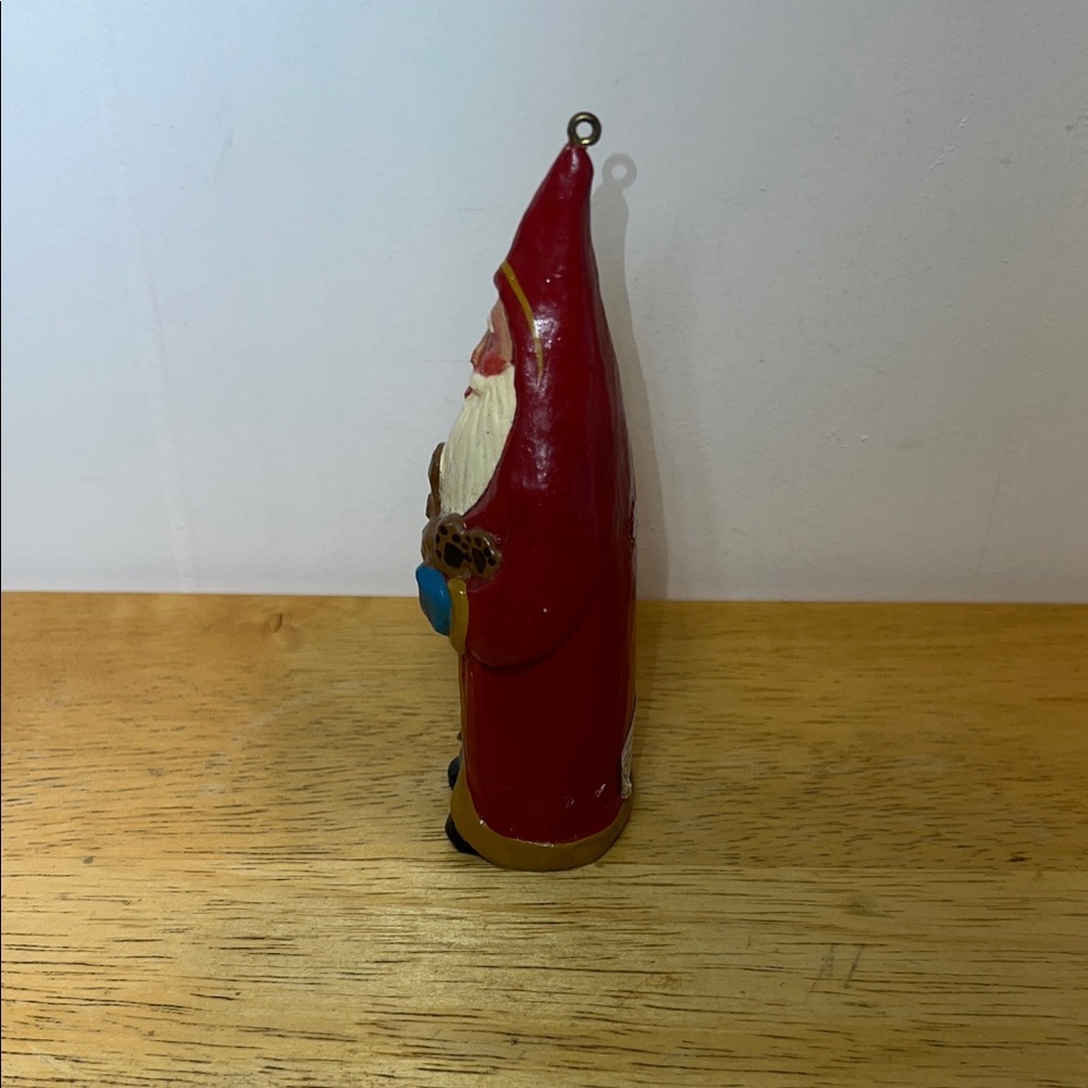House of Hatten Festive Santa Claus Ornament  Designed by Susan M Smith 1995 - Picture 2 of 6